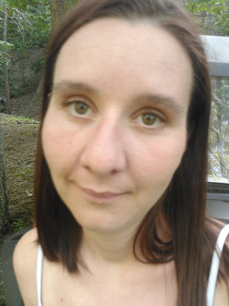 17P 27yo Slutty Kayla from WV With Some Outdoor Photos