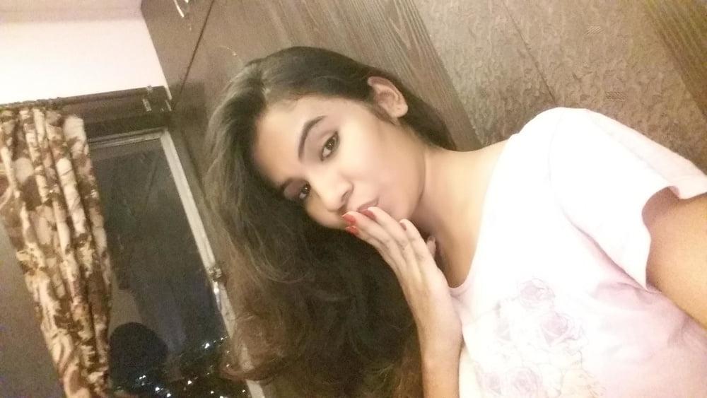 25P Desi busty married slut