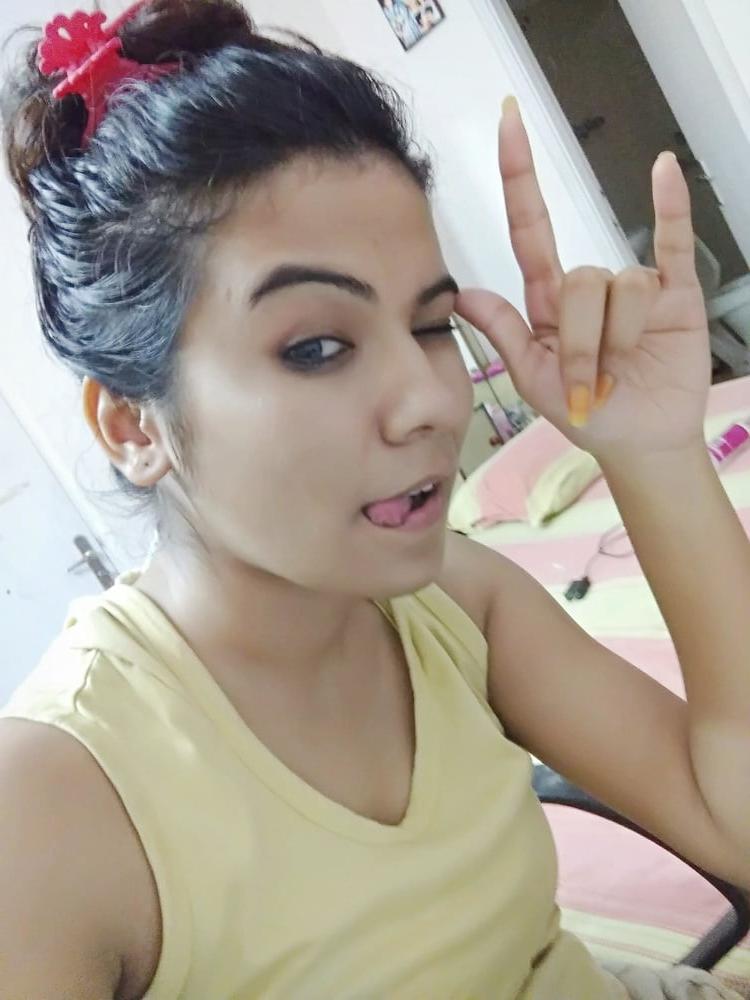 25P Desi busty married slut