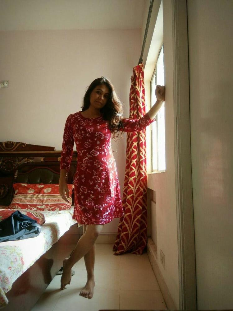 25P Desi busty married slut