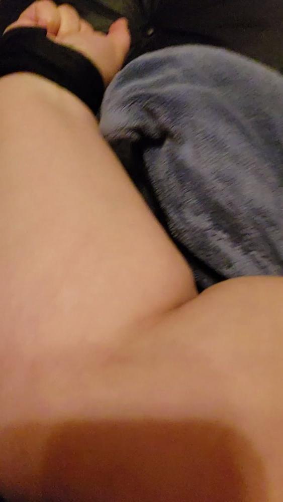 25P video pics of me being used pt1