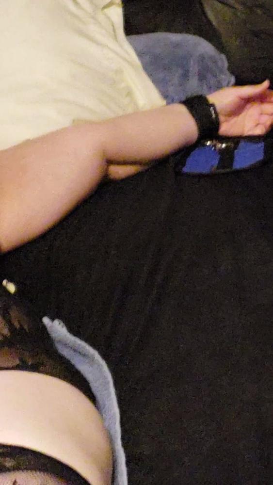 25P video pics of me being used pt1
