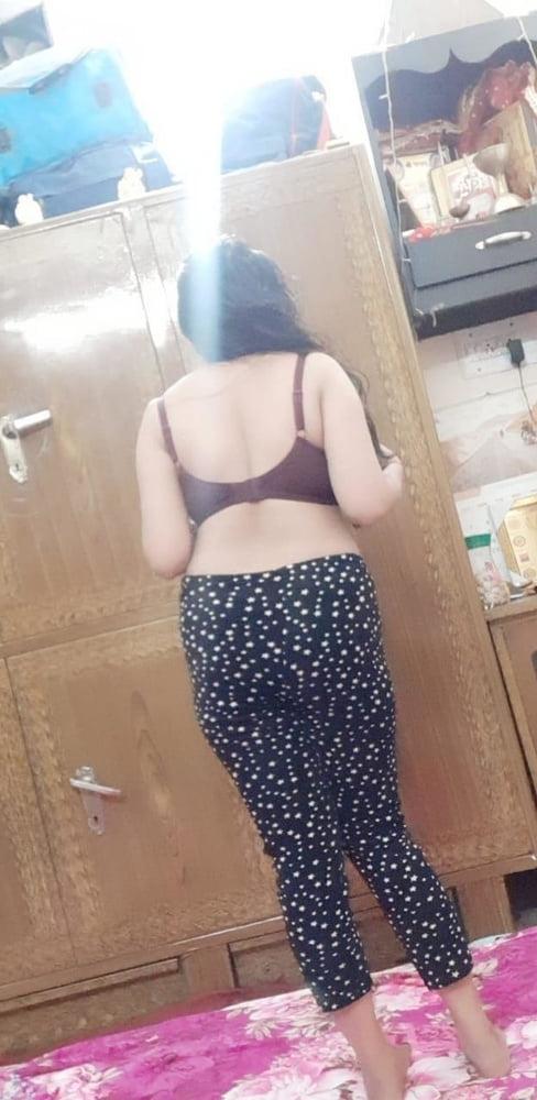 25P Busty punjabi milf