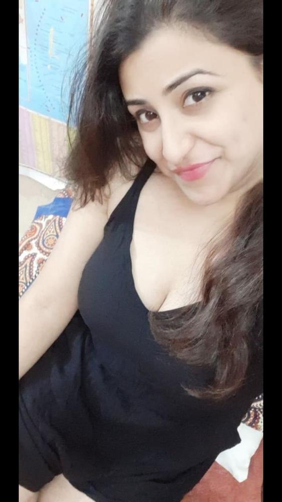25P Busty punjabi milf