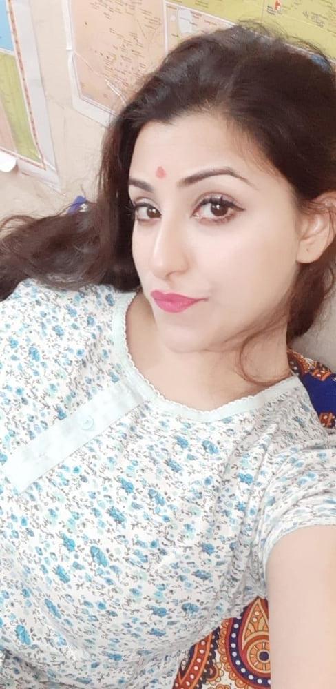 25P Busty punjabi milf