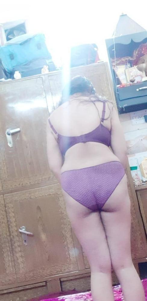 25P Busty punjabi milf