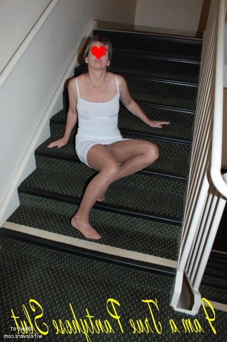 25P I want to put my strange dick nside this pantyhose slut