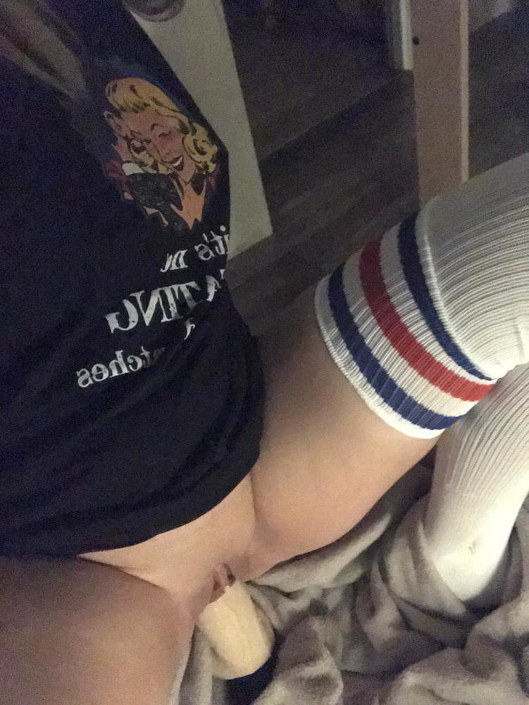 11P Sexwife for Tribute