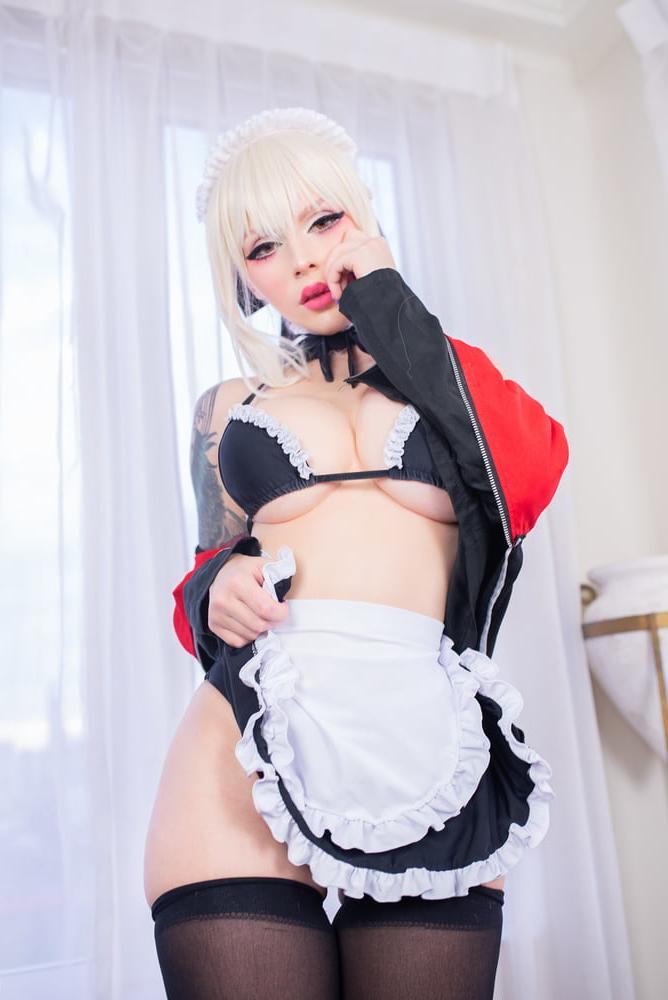25P KMFX - French Maid