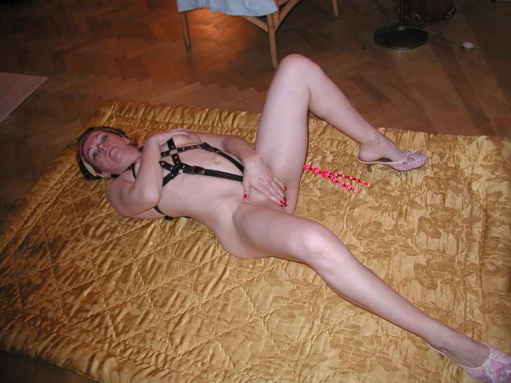 18P Slut Adriana