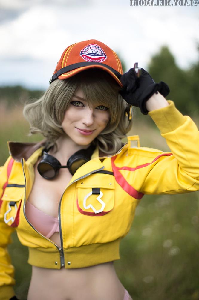 25P Cosplay Cindy Aurum (Final Fantasy)