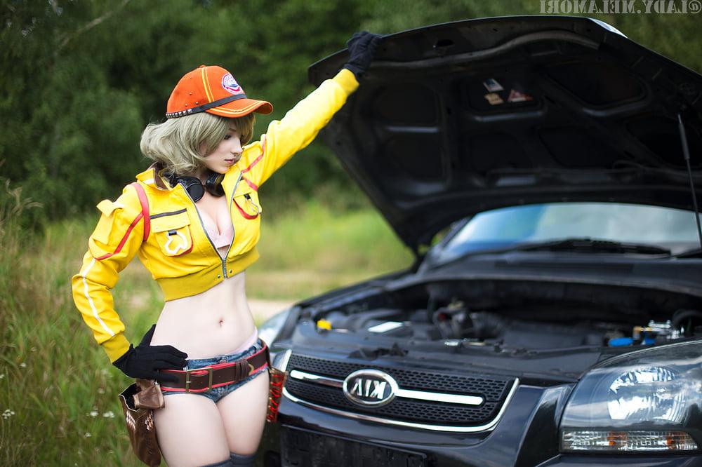 25P Cosplay Cindy Aurum (Final Fantasy)