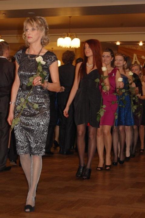 25P sexy females in tights pantyhose nylons 108