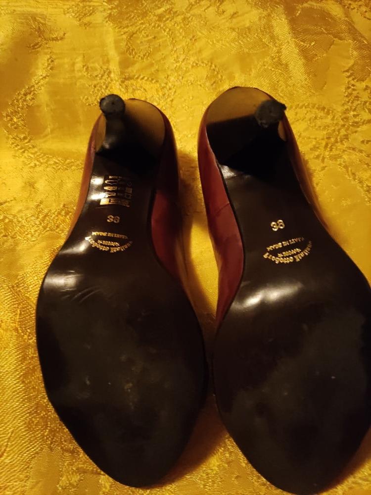 6P Sister's old brown heels