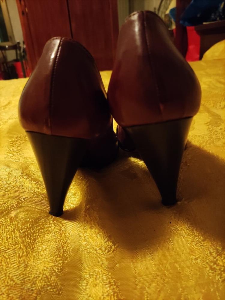 6P Sister's old brown heels