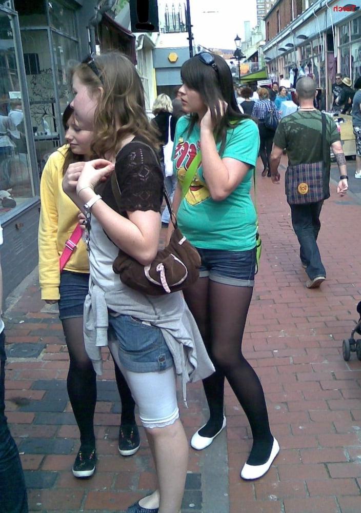 25P More street teens in pantyhose