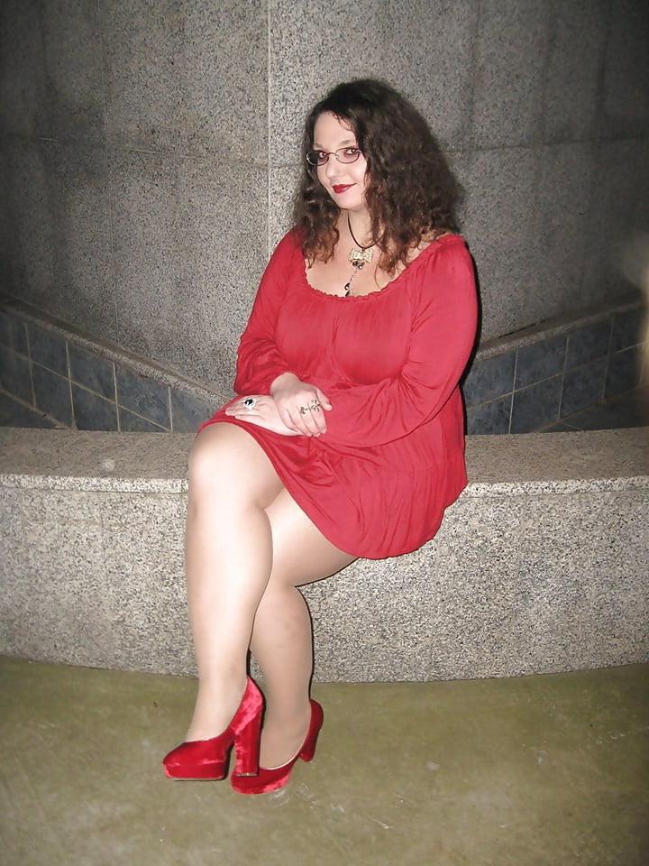 25P sexy ladies in pantyhose 3