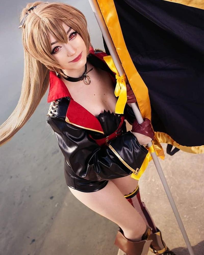 25P Cosplay girl Keekihime