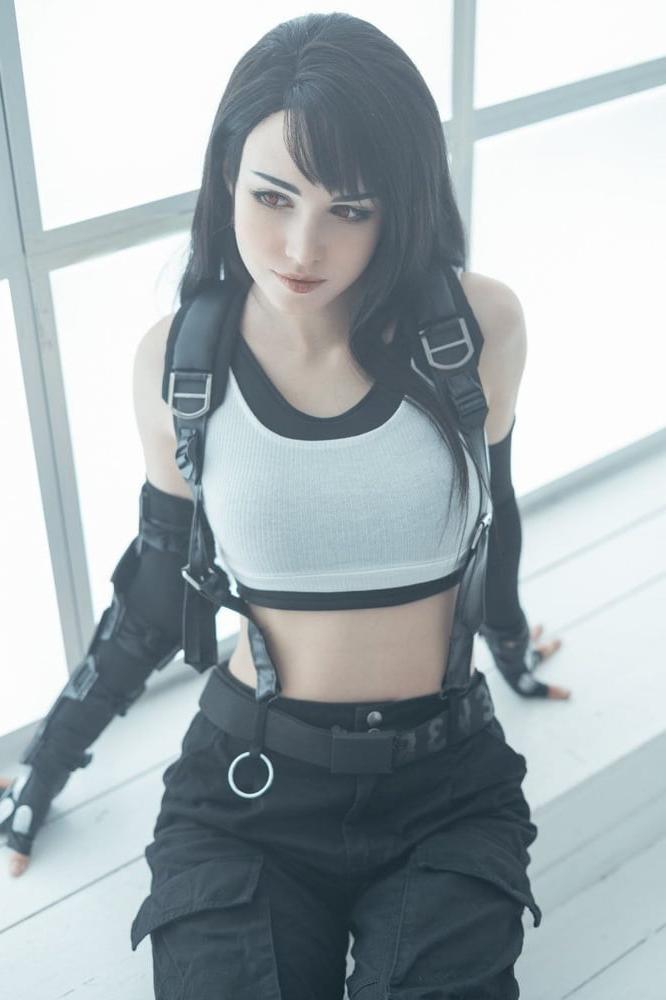25P Cosplay Tifa Lockhart