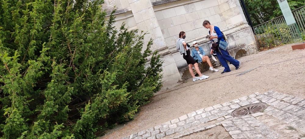 25P Candid ass french