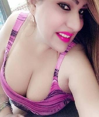 25P DESI UNSEEN BUSTY INDIAN MILF