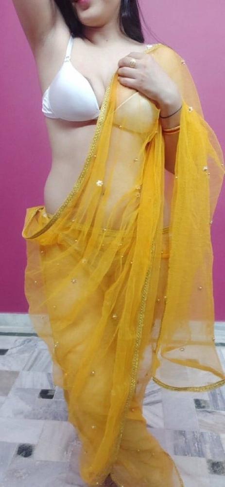 25P DESI UNSEEN BUSTY INDIAN MILF