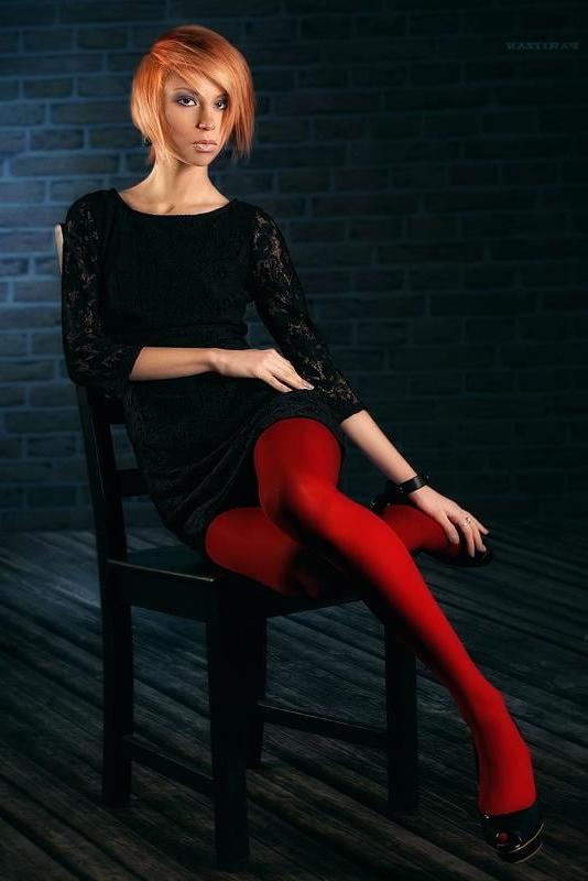 25P sexy females in tights pantyhose nylons 107