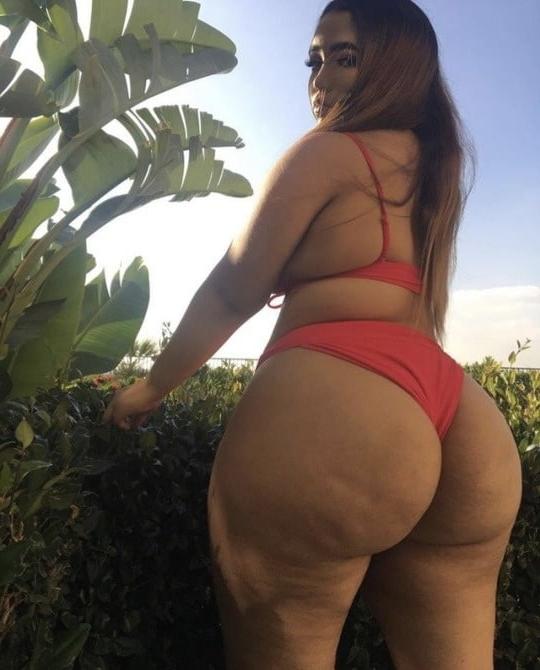 25P Talk about eye candy