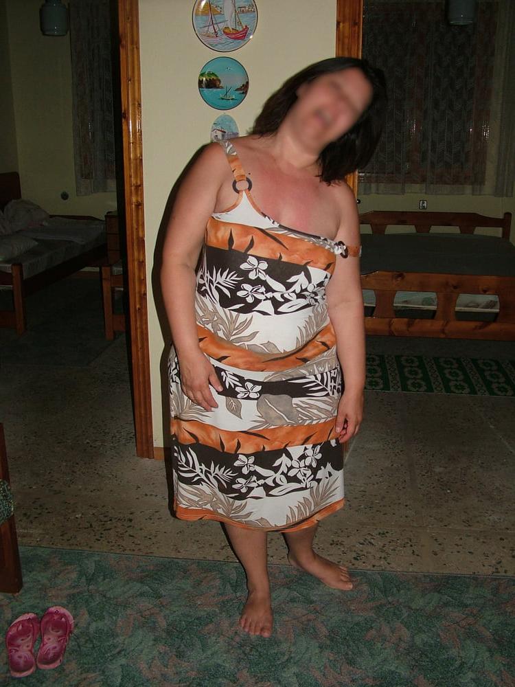 10P The dress drops down....slowly.....