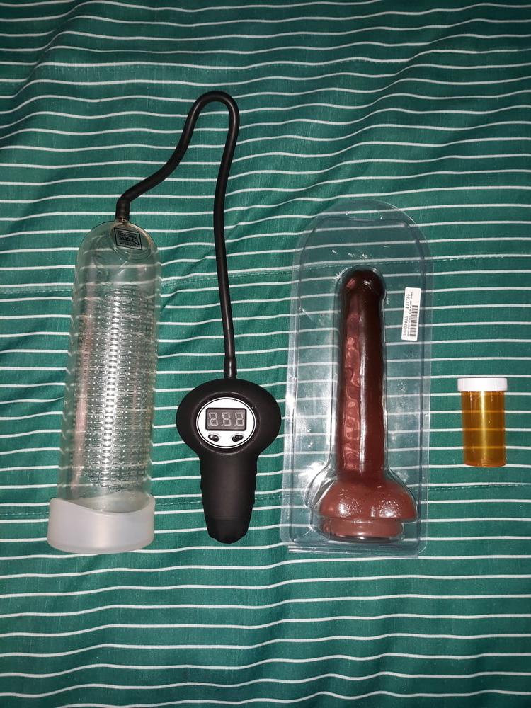 10P TAYLOR Lust's toys