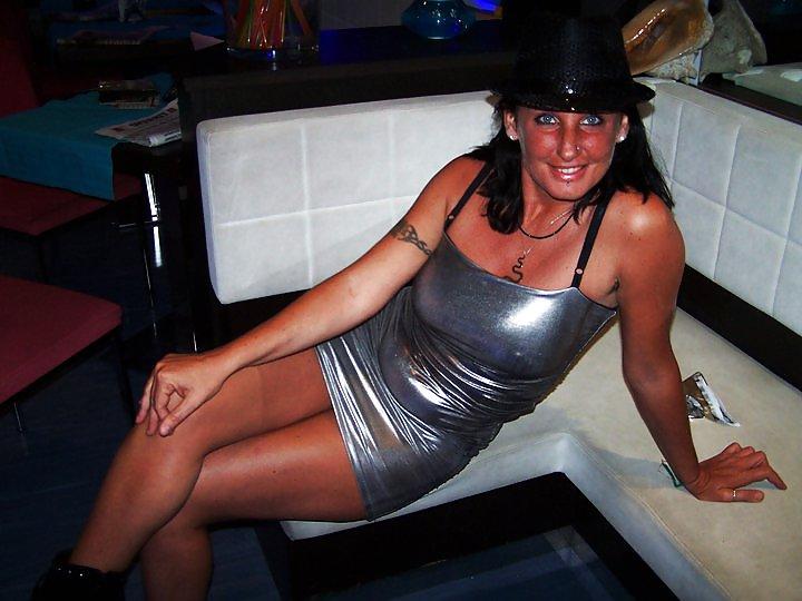 11P Blue Eyes miniskirt