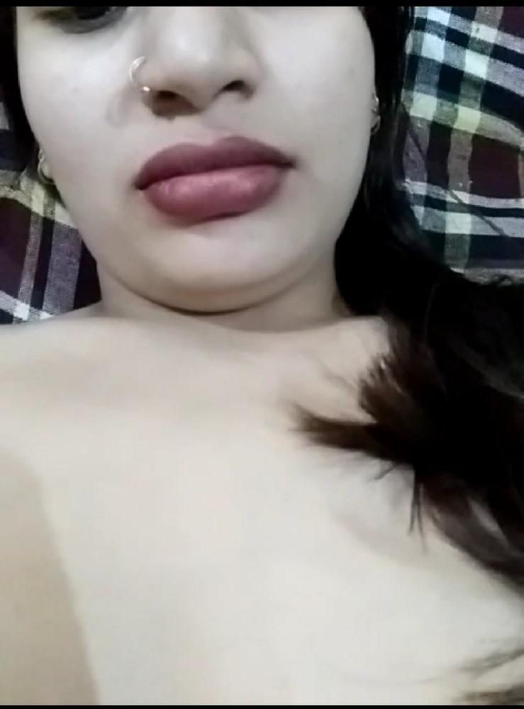12P Pakistani babes