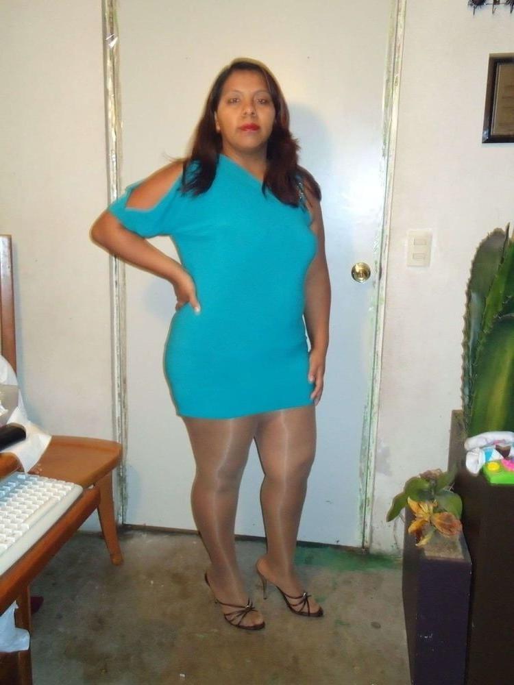 25P sexy  ladies in pantyhose