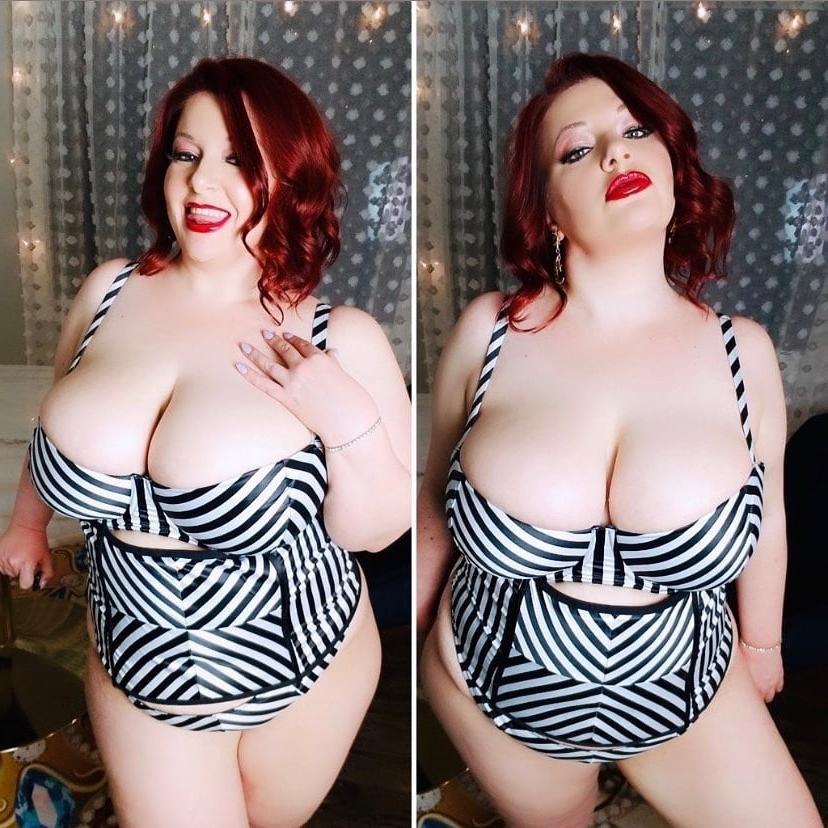 25P Busty MILF