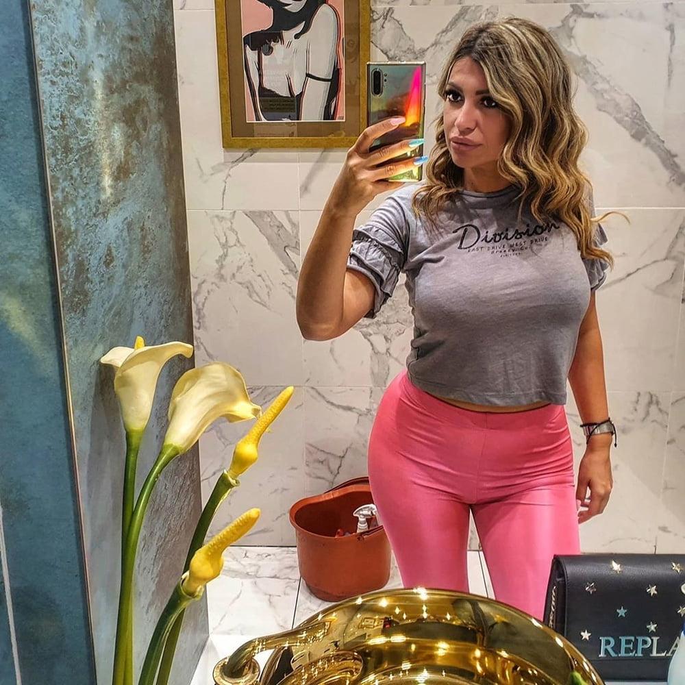 25P Serbian Milf Bojana