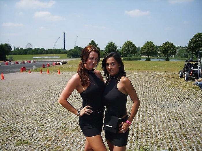 18P My facebook girlfriends (dirty comments)