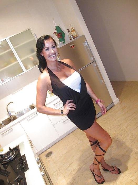18P My facebook girlfriends (dirty comments)