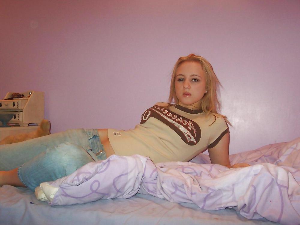 25P SCHMUTZIGES BLONDES TEENAGER