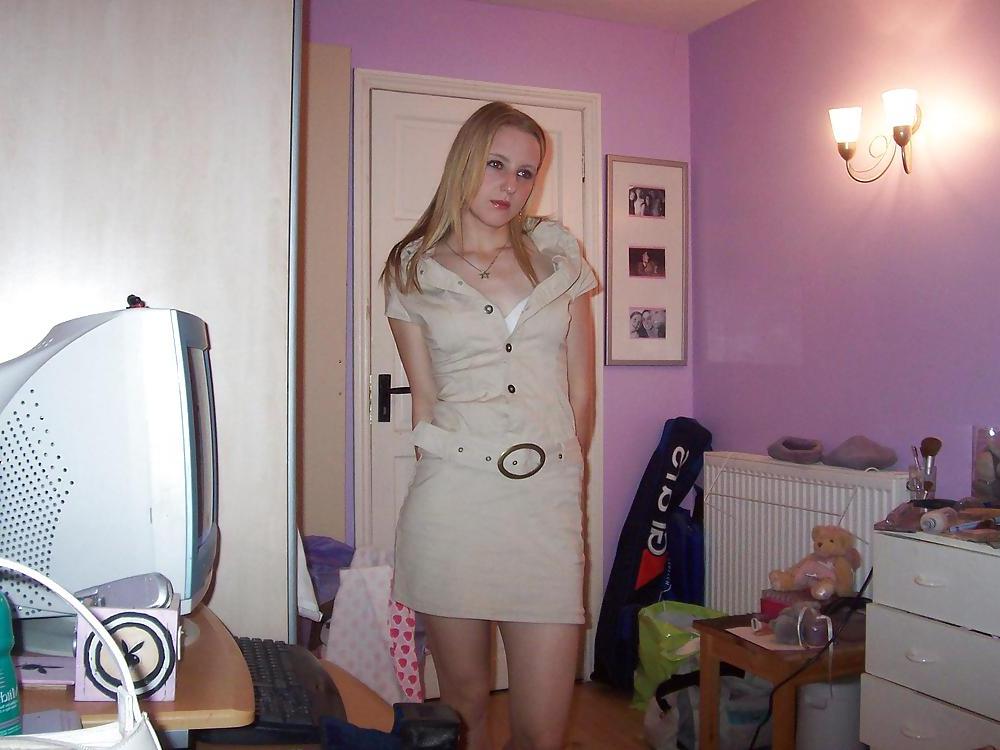 25P SCHMUTZIGES BLONDES TEENAGER