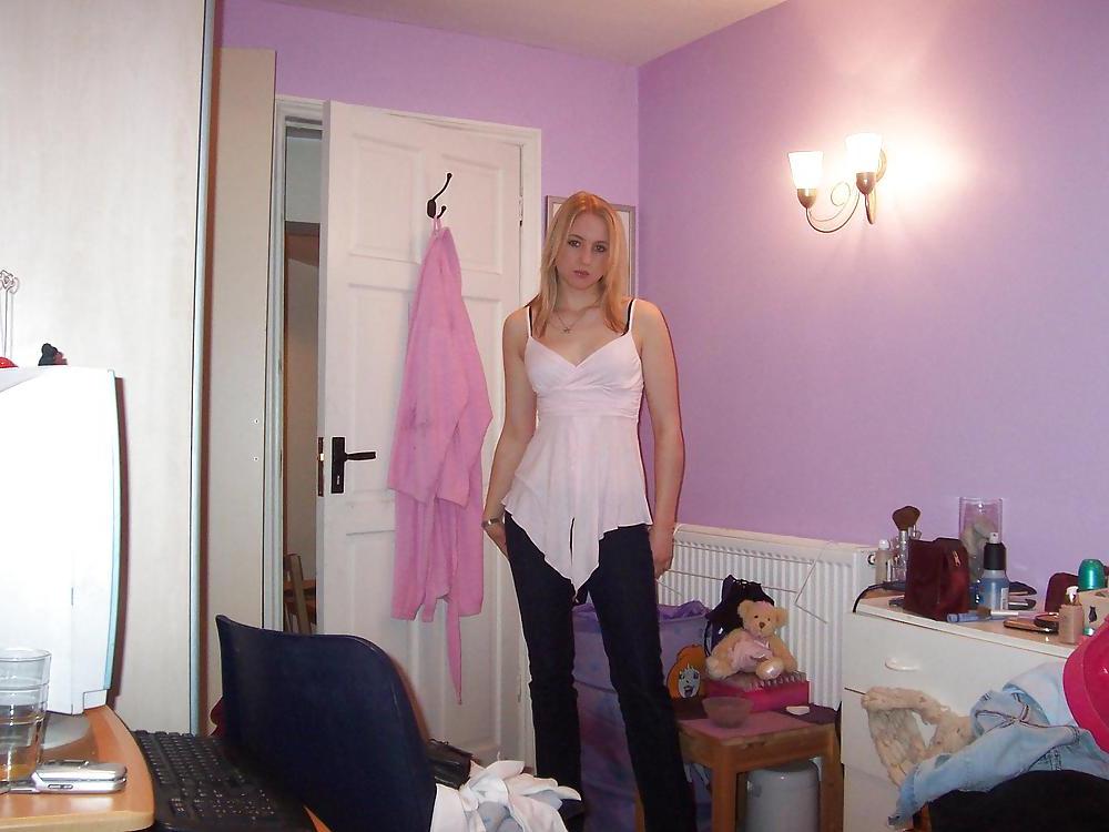 25P SCHMUTZIGES BLONDES TEENAGER