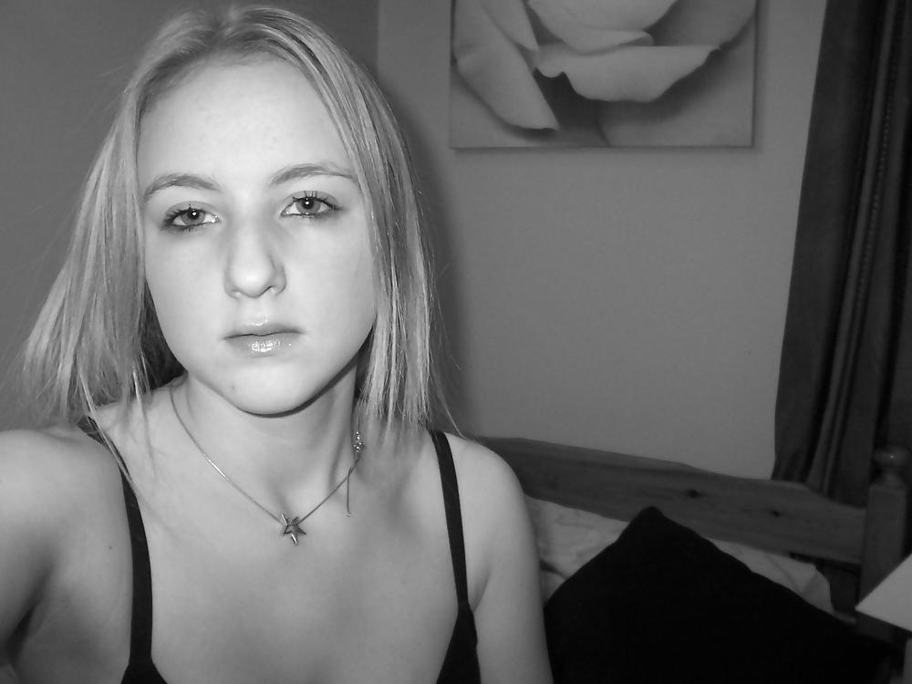 25P SCHMUTZIGES BLONDES TEENAGER