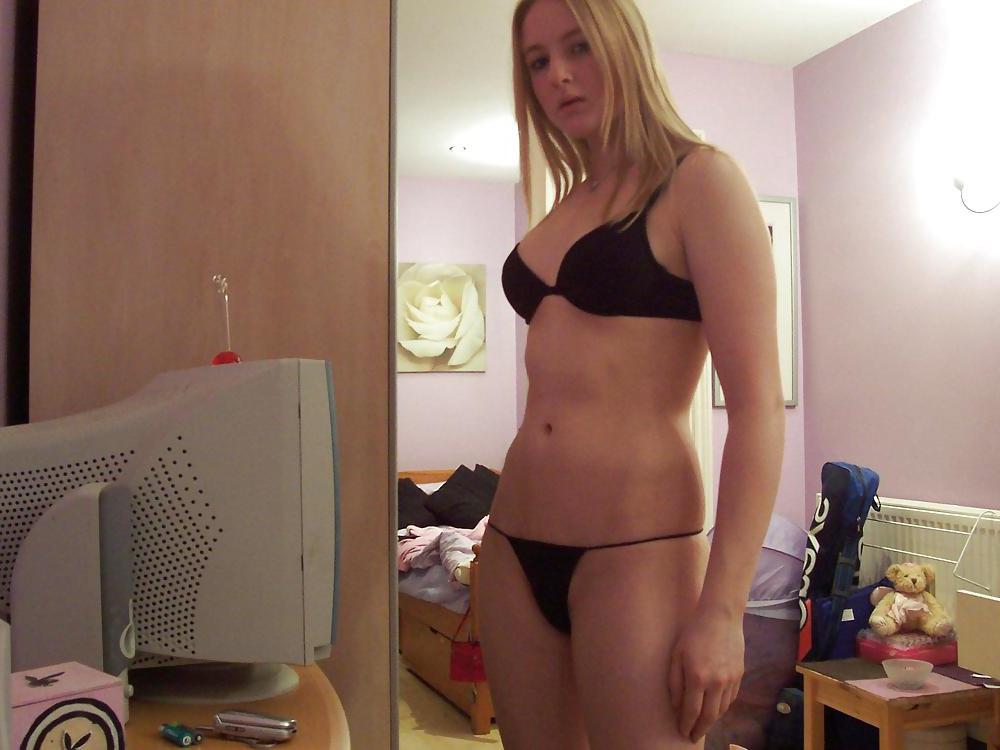 25P SCHMUTZIGES BLONDES TEENAGER