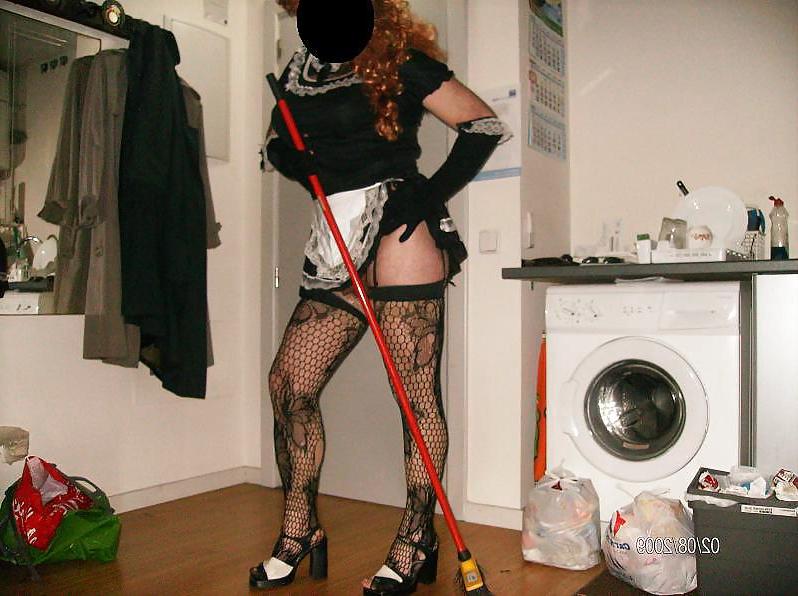 25P MAYTE SISSY FRENCH MAID
