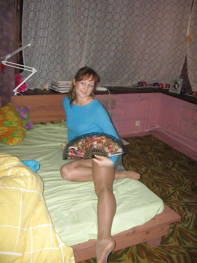 25P Some tan colored pantyhose