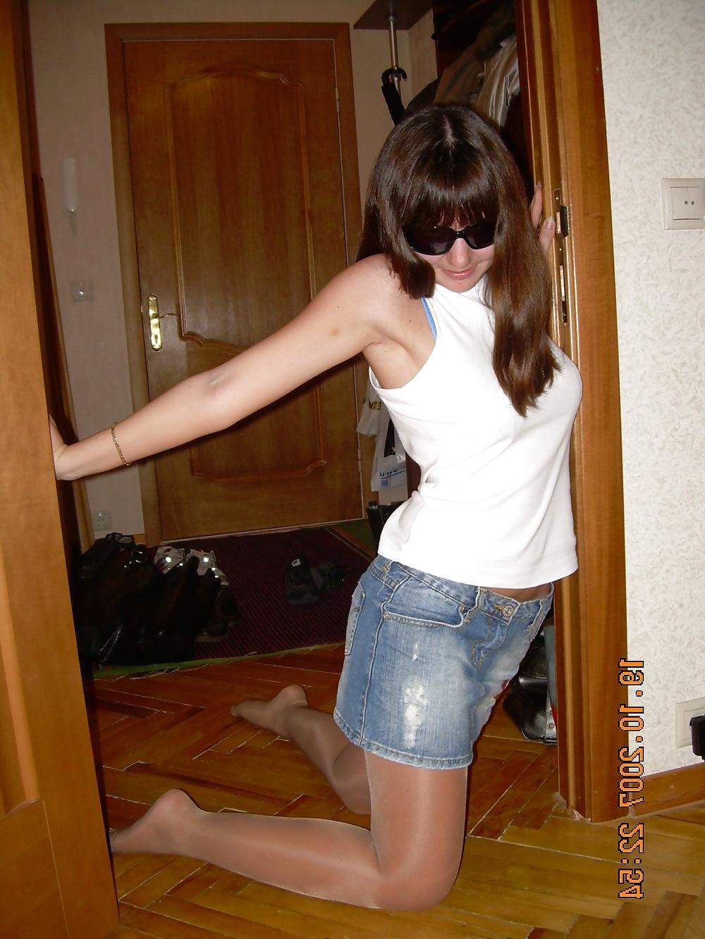 25P Some tan colored pantyhose