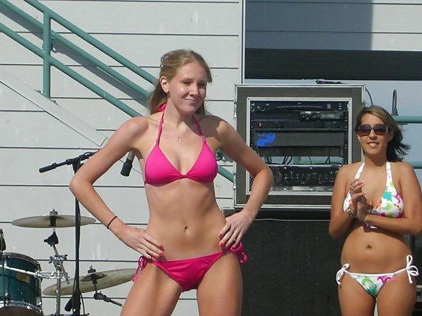 25P Freckled Redhead Blonde College Babes