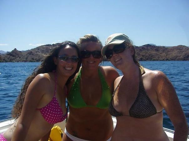 25P Freckled Redhead Blonde College Babes