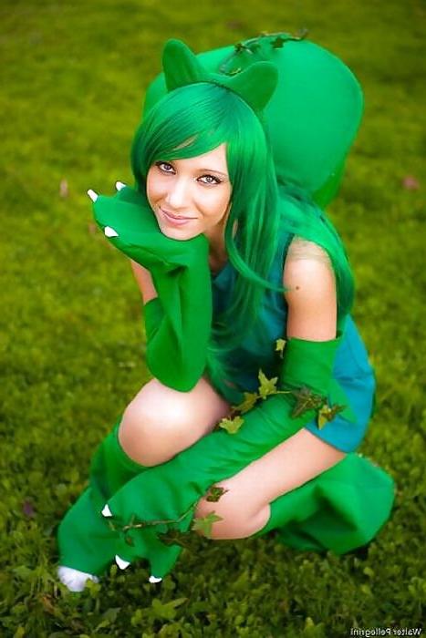 25P Cosplay (non-nude)