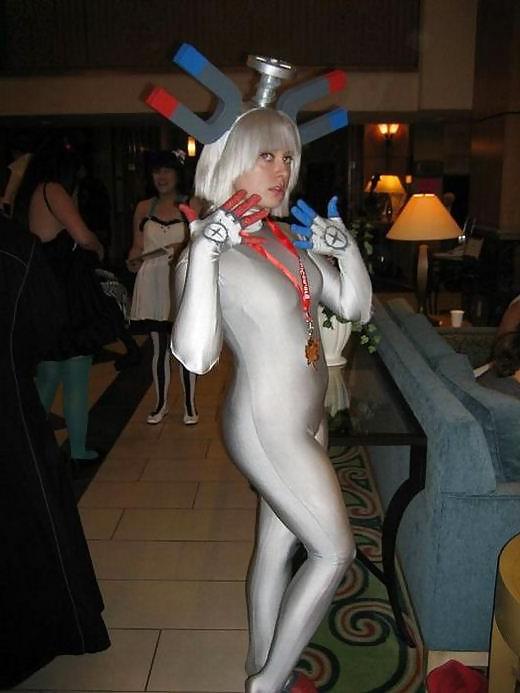 25P Cosplay (non-nude)