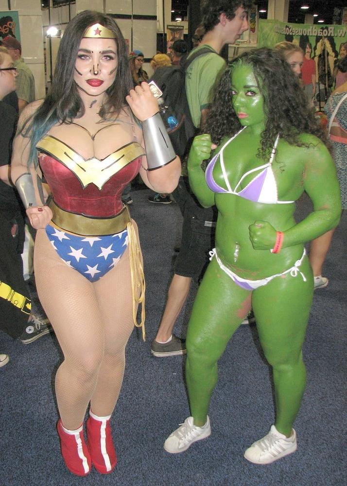 20P Cosplay matures
